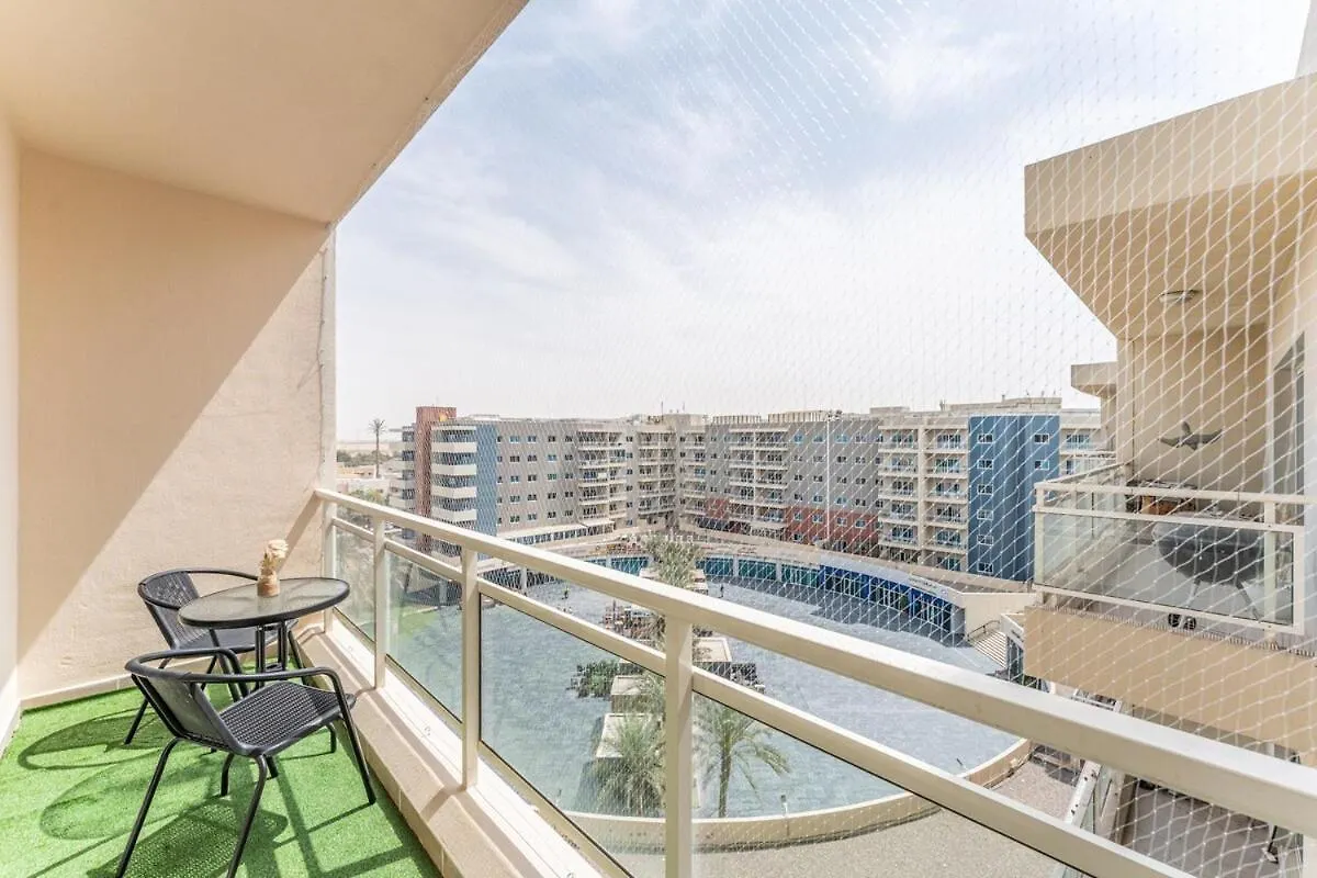 Calm And Elegant Apartment Near Yas Island Абу-Даби