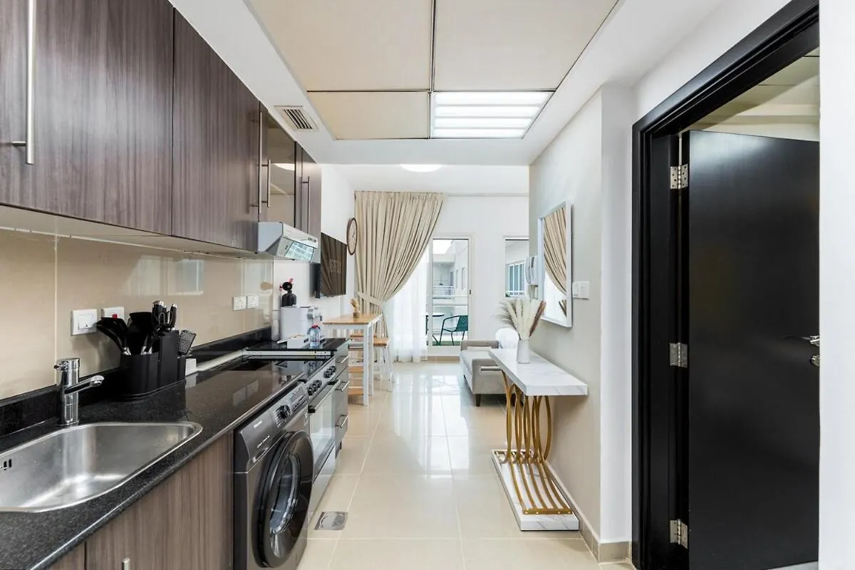 Calm And Elegant Apartment Near Yas Island Абу-Даби 0*,