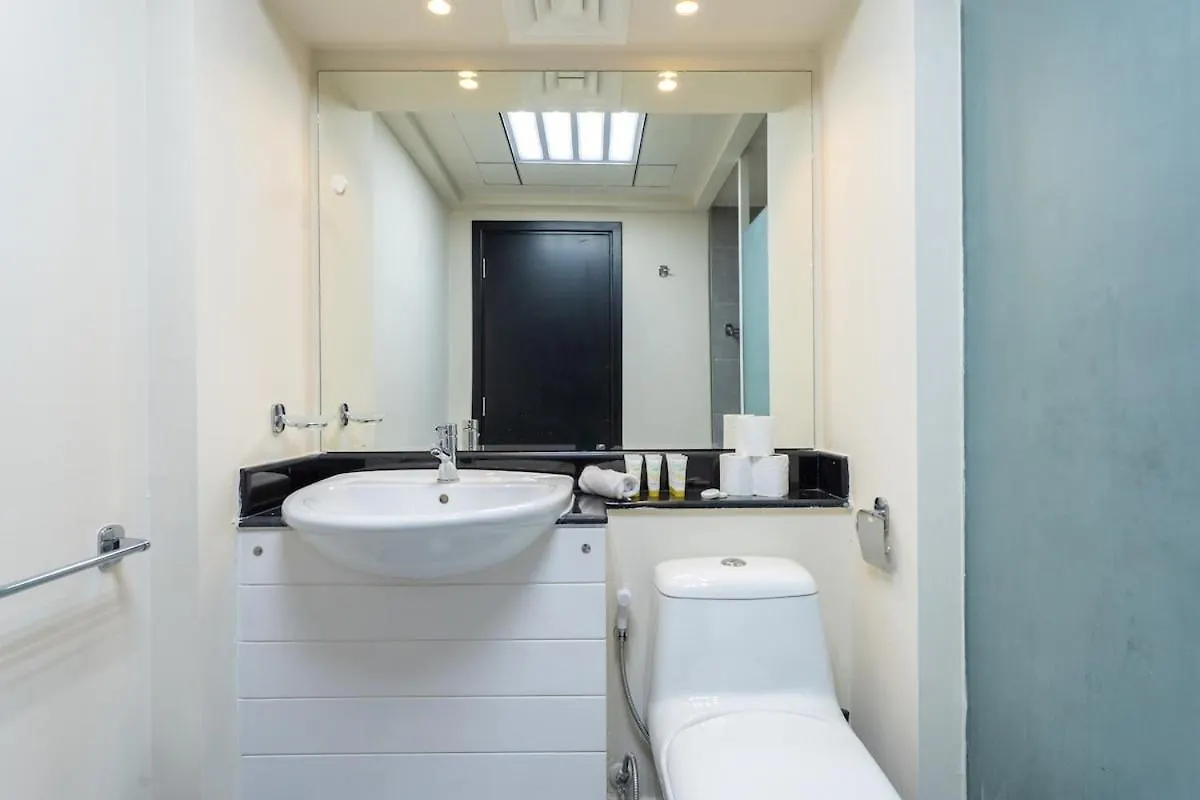 Calm And Elegant Apartment Near Yas Island Абу-Даби